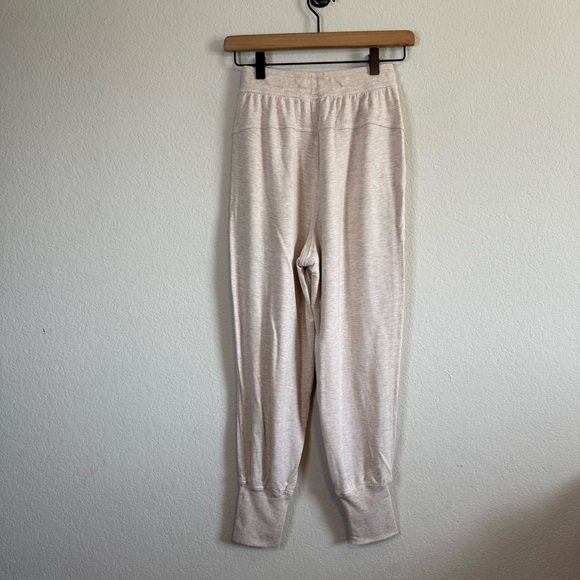 Lululemon Still Chill Jogger Pull On Stretch Waist Jogger Pants Heathered Cashew - Picture 7 of 13